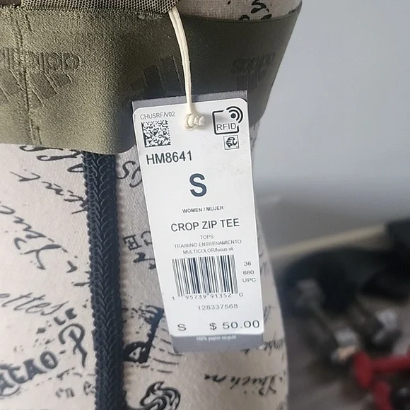 🔆Adidas Camo Crop Zip Tee🔆 - Picture 5 of 5